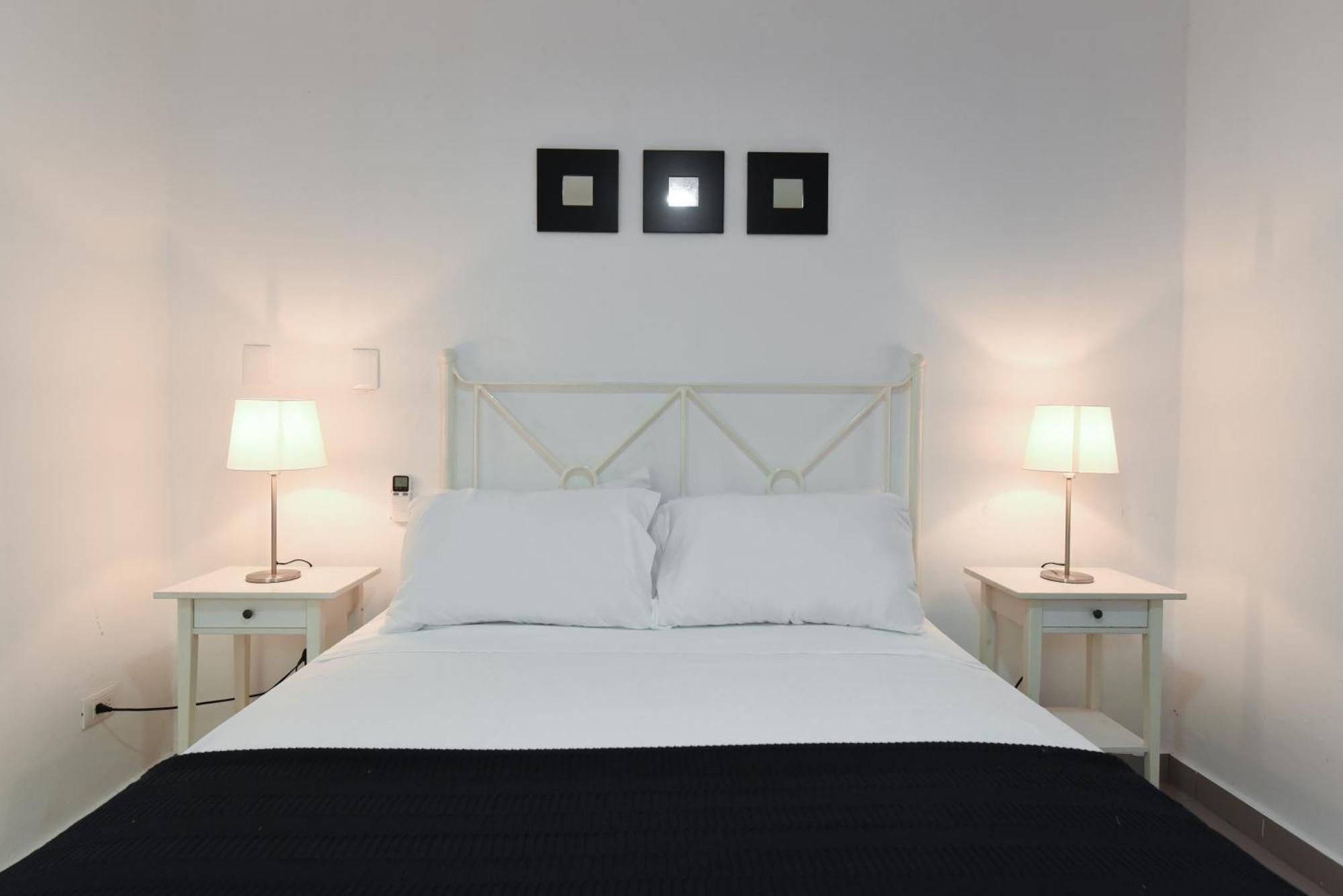Ph 19 Guesthouse Hotel In Gazcue Santo Domingo Habitación foto