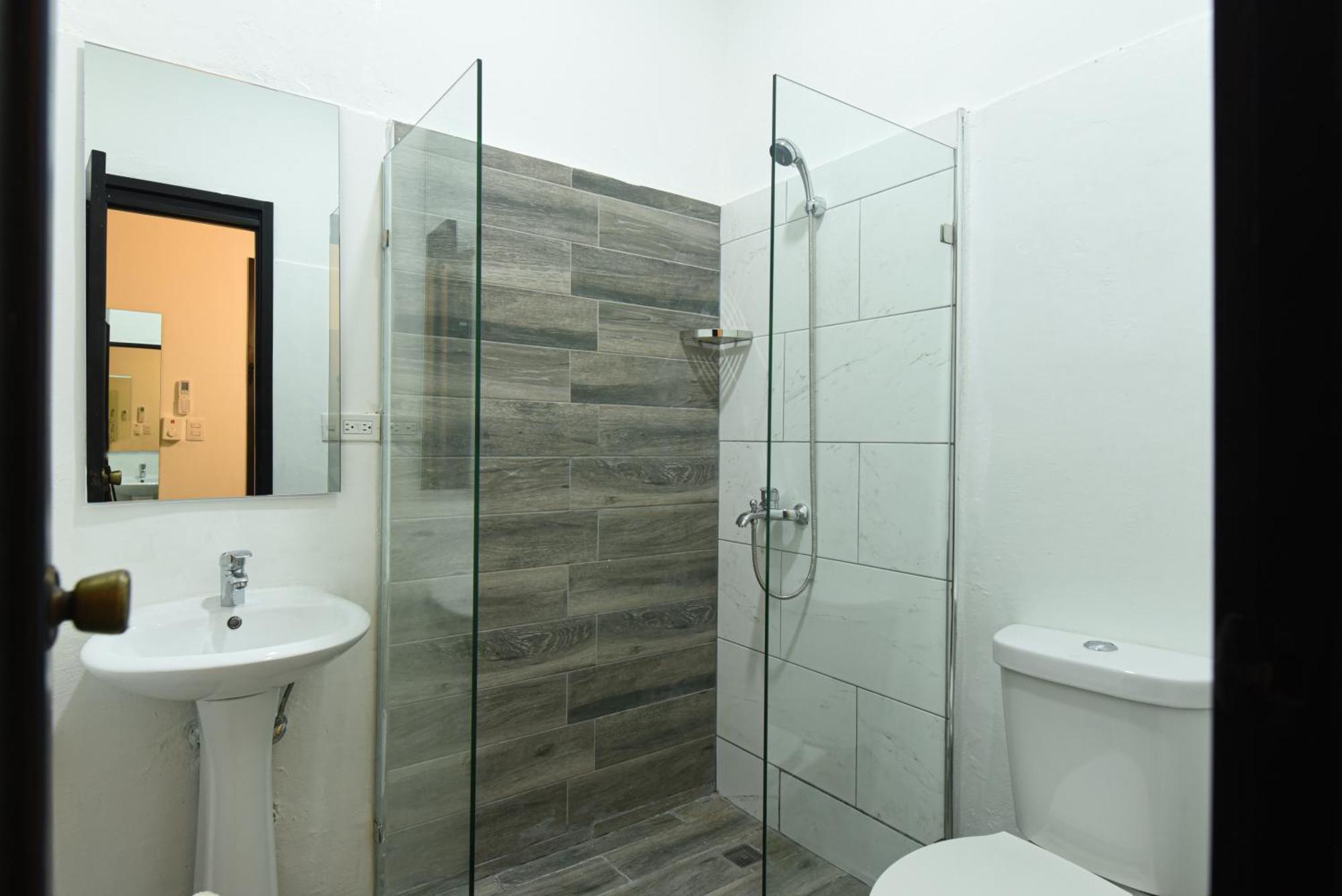 Ph 19 Guesthouse Hotel In Gazcue Santo Domingo Habitación foto