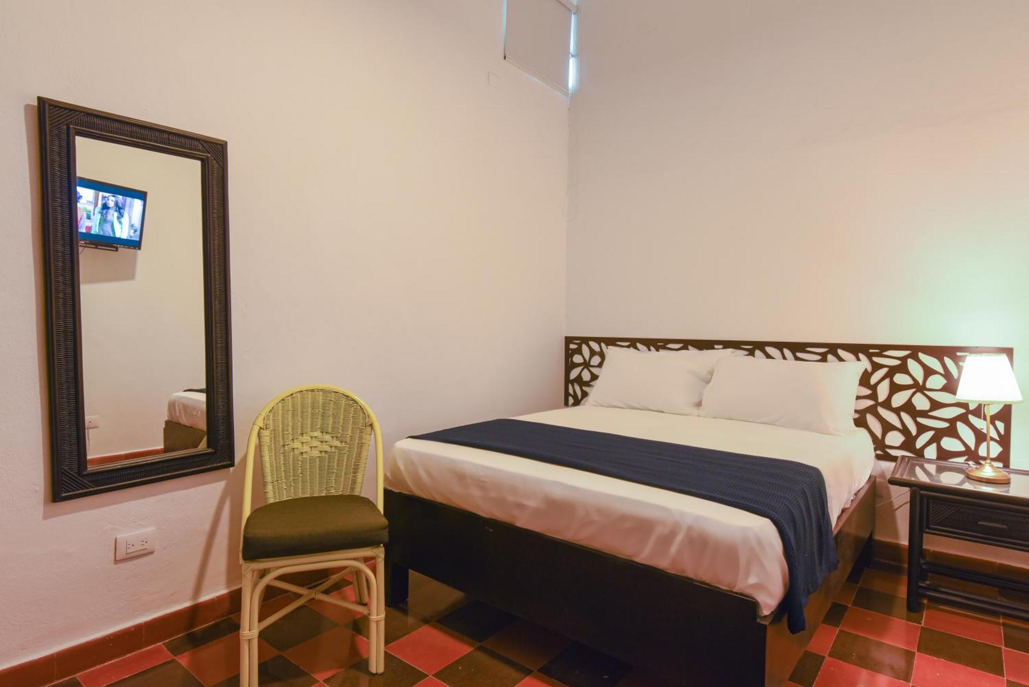 Ph 19 Guesthouse Hotel In Gazcue Santo Domingo Habitación foto